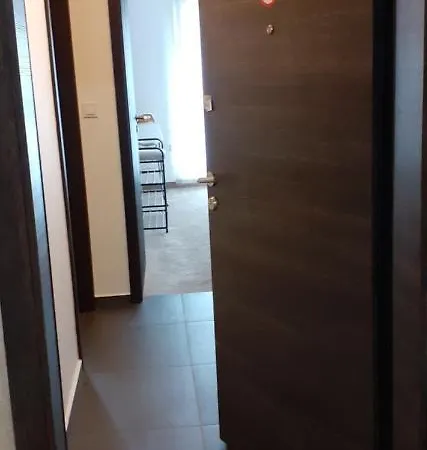 Anetaapartment Апартамент